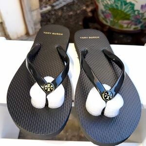 Tory Burch Black Flip Flops Sandals Size 7 NEW